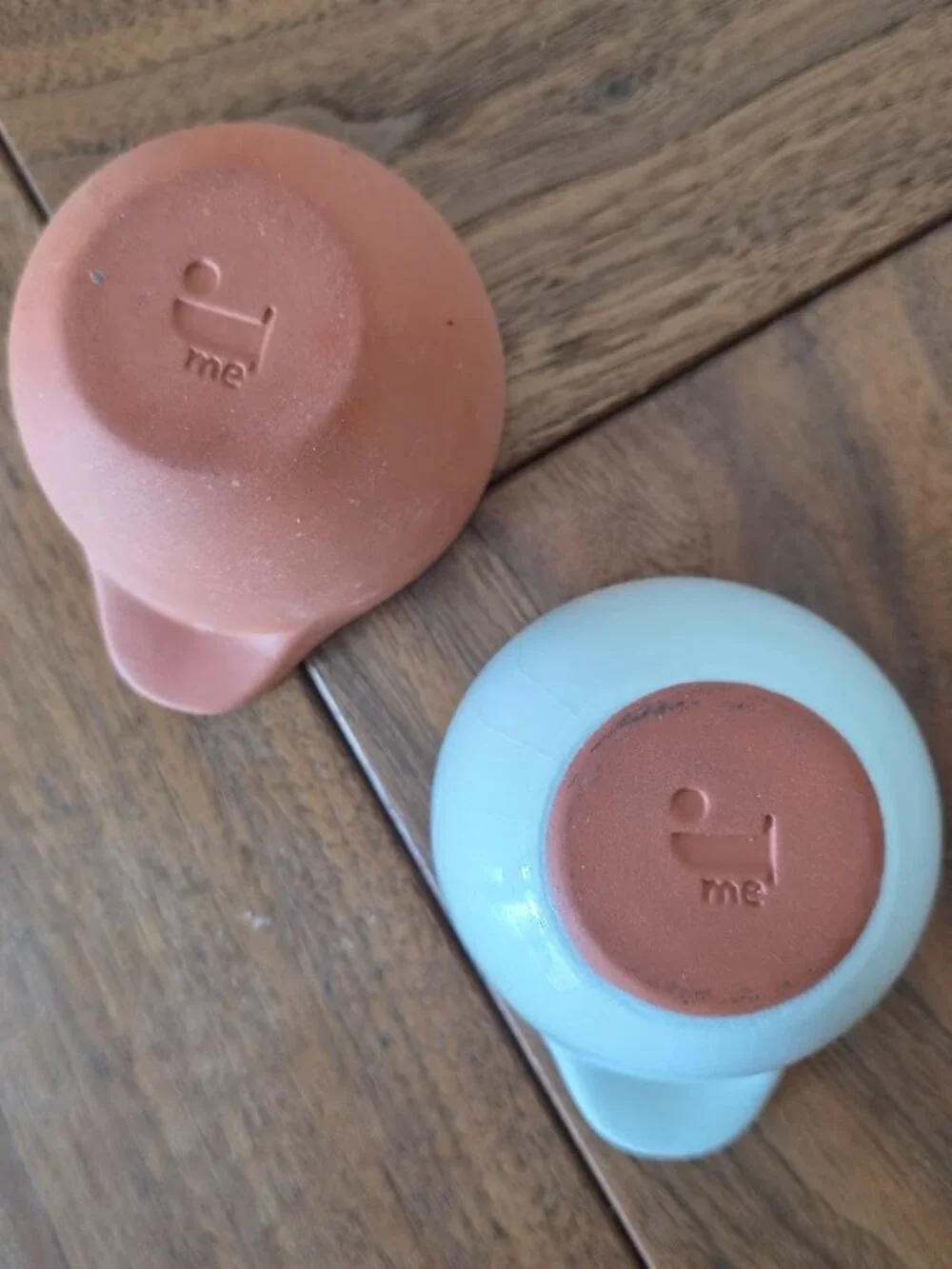 Jamie Olive Pinch Pots